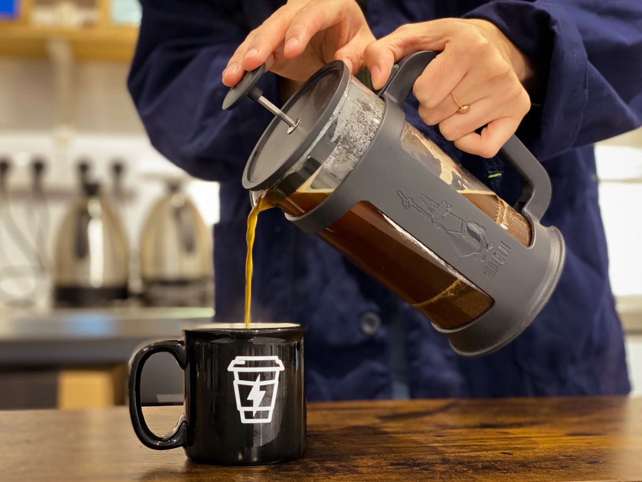 Ghid complet: Cele mai bune metode de preparare a cafelei (Presă franceză, V60, Espresso)