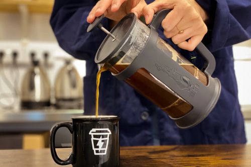 Ghid complet: Cele mai bune metode de preparare a cafelei (Presă franceză, V60, Espresso)